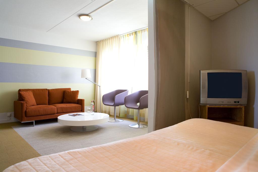 Fletcher Hotel Restaurant Carlton Naaldwijk Habitación foto